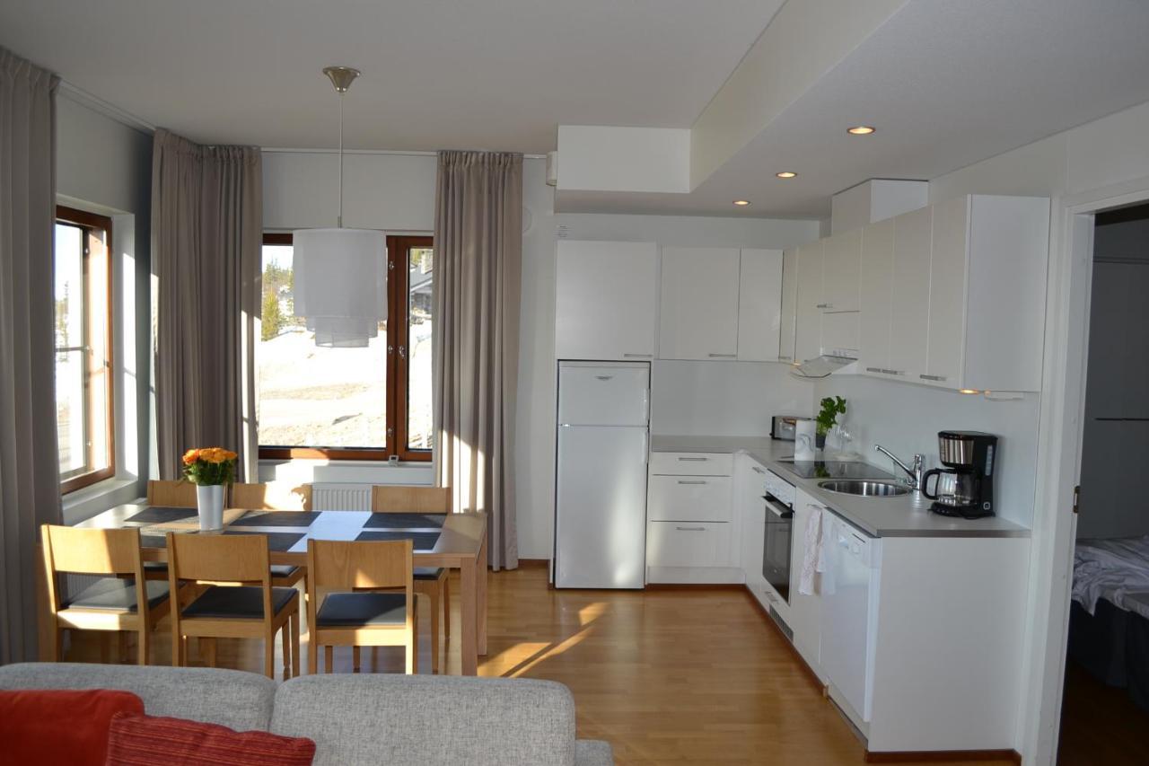 Yllaes Chalets A9206 Talvikaudelle 25-26 Hinta Sisaeltaeae 2Kpl Hissilippuja! Ylläsjärvi Exterior foto